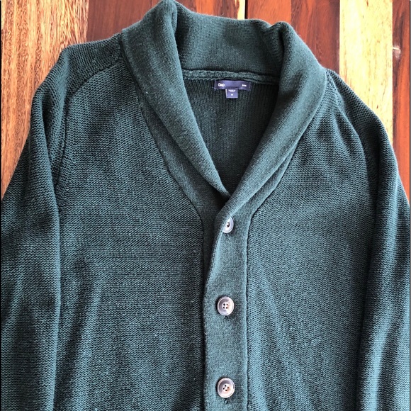 men's button down sweater with pockets